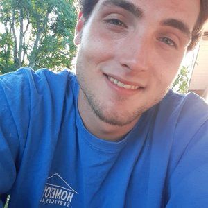 Meet your Posher, Justin